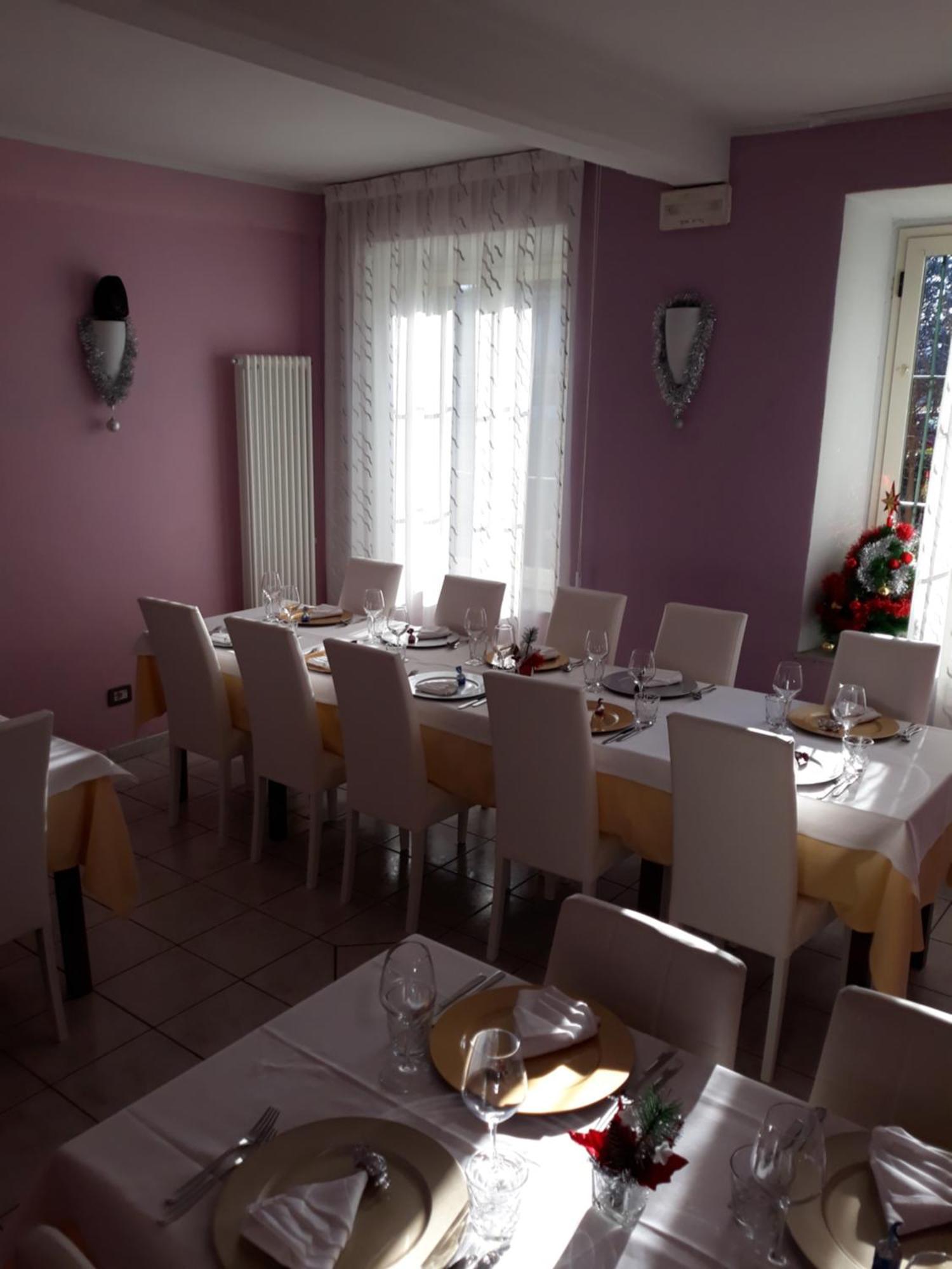 Locanda Della Luna Rossa Calosso 外观 照片